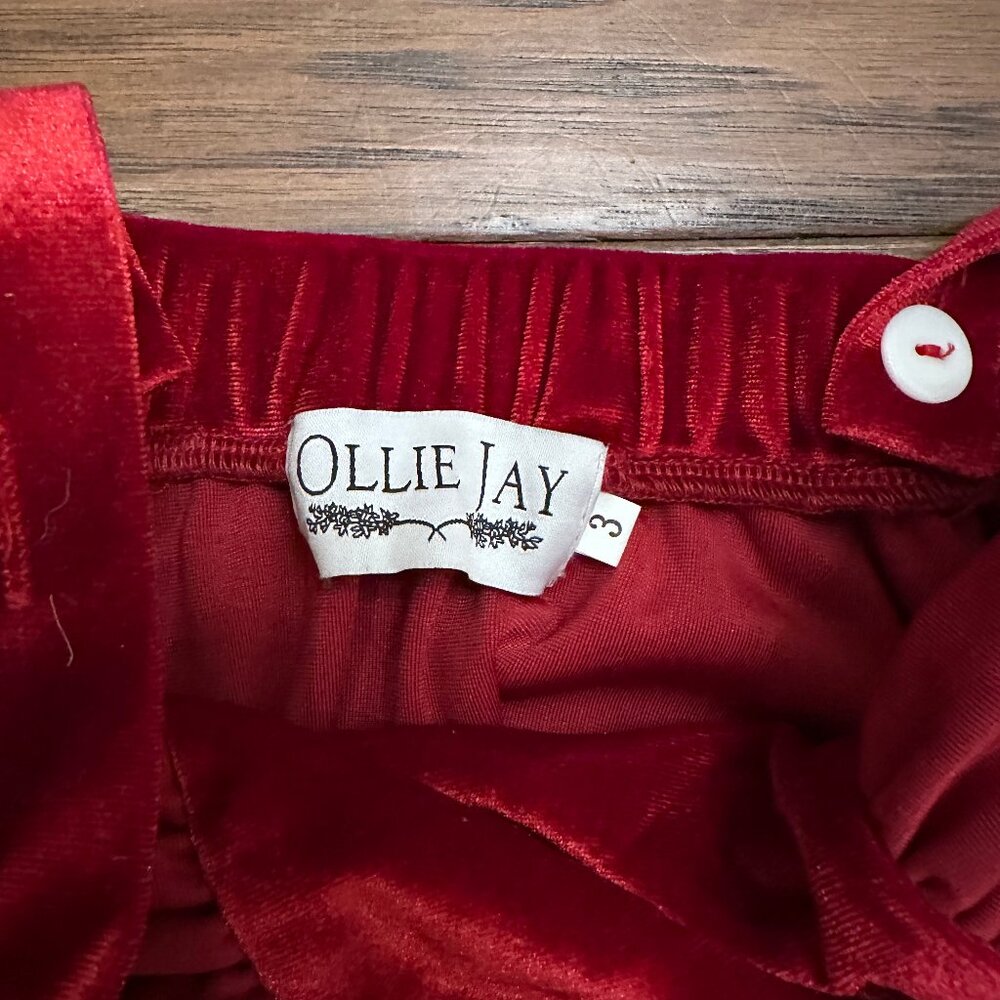 EUC Ollie Jay Red Velvet Jumper/White Lace Shirt Set - Picture 3 of 5